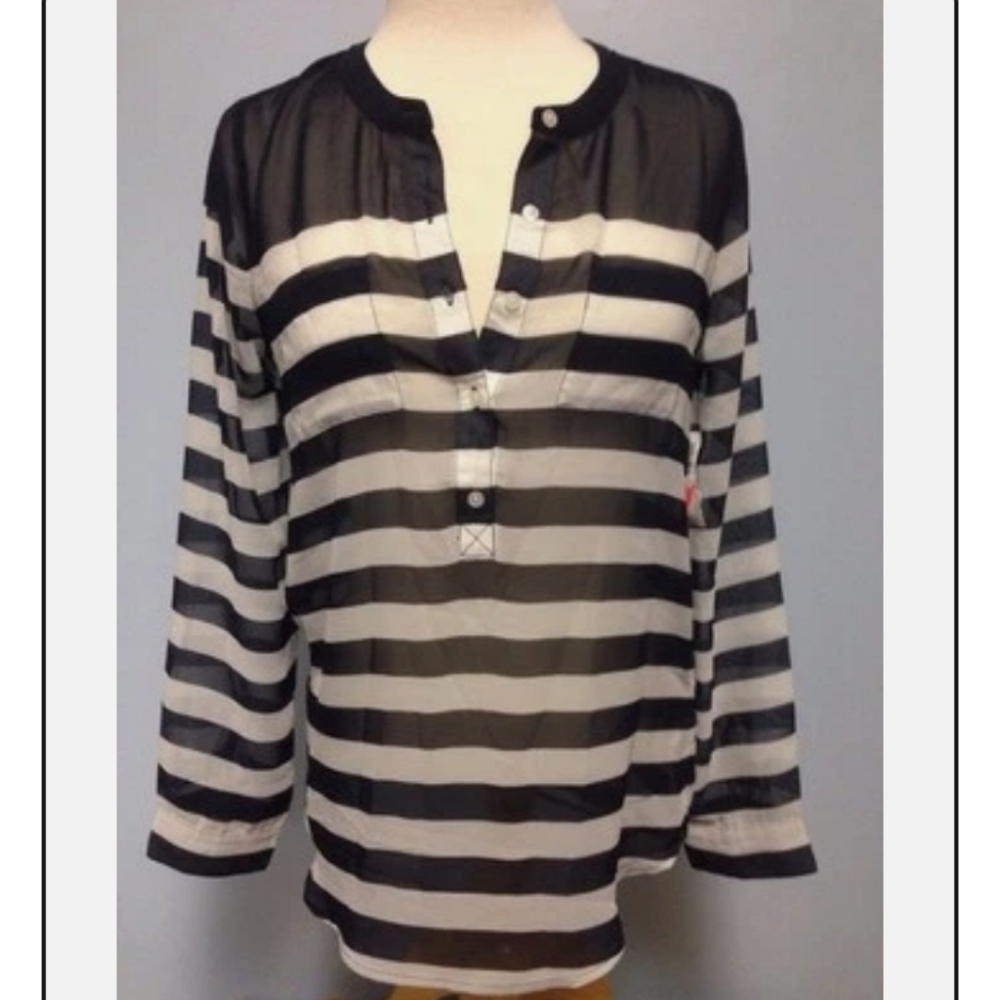 ** Old Navy Black and White Striped Blouse Women's Size XXLarge